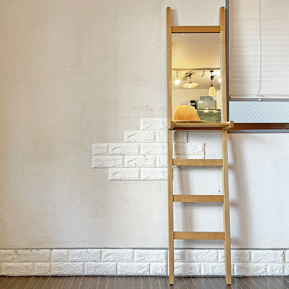 イデー IDEE ラダーミラー LADDER MIRROR タモ無垢材 トレイ付 姿見 定価￥45,100- ナチュラルモダン ◎ – TOKYO  RECYCLE imption