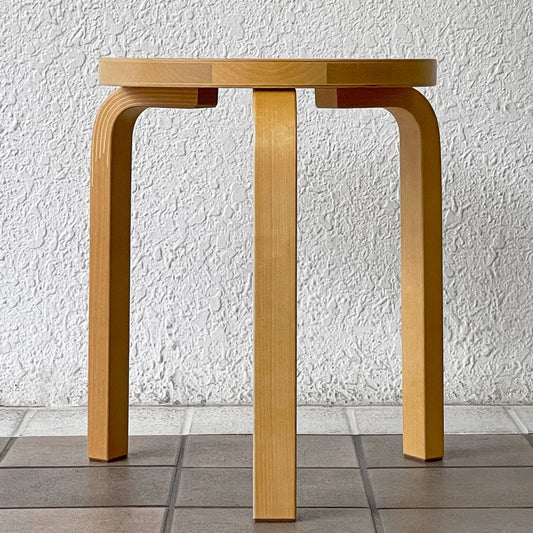 アルテック artek スツール60 Stool60 スツール 3本脚 artek tokyo 2周年限定品 カーリーバーチ材 アルヴァ・アアルト 北欧家具 フィンランド 希少 ◇