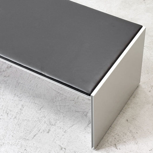 カッシーナ CASSINA IXC エアフレーム3014 AIR FLAME ベンチ 3人掛け FX革 本革 W168cm デヴィッド・チッパーフィールド ●