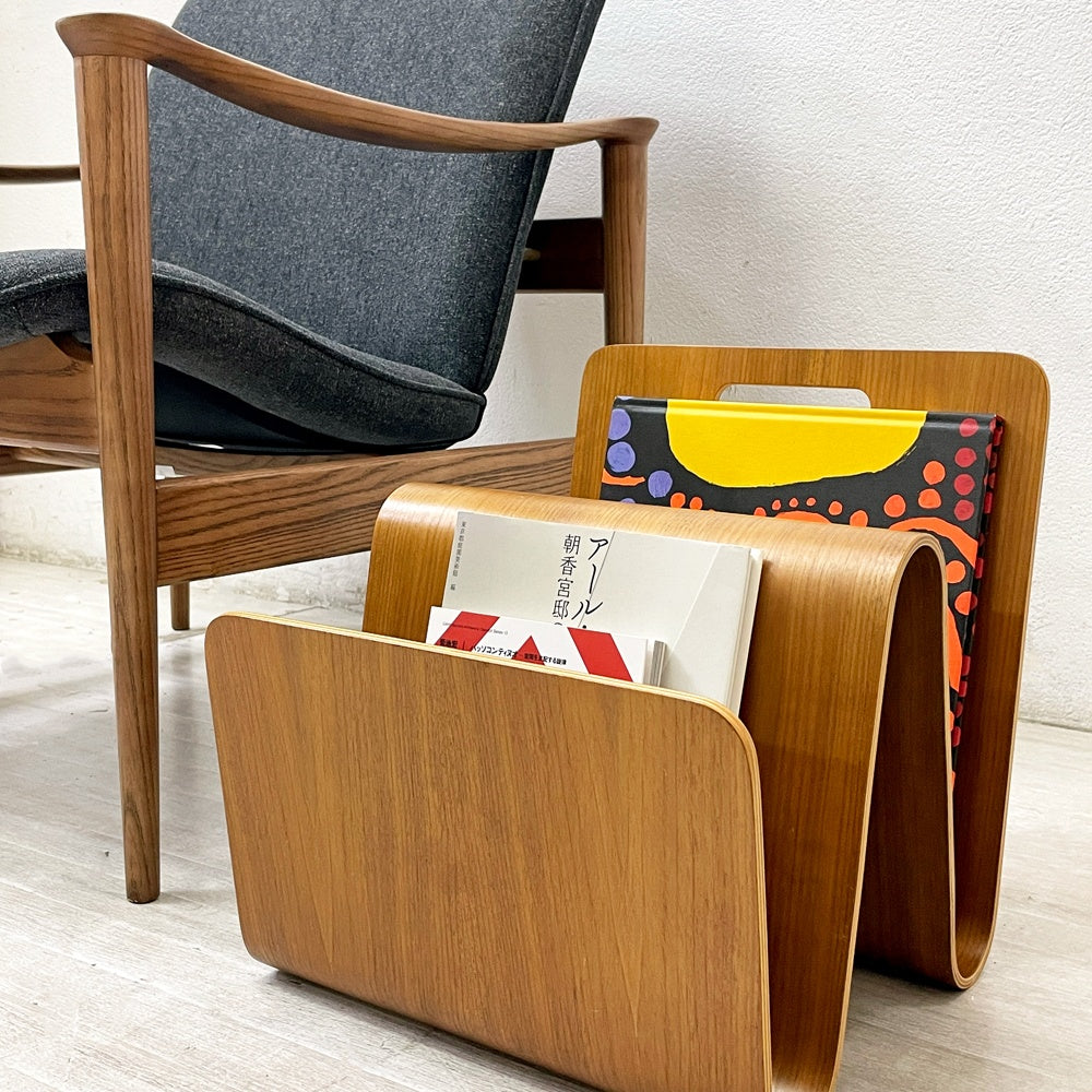 オフィー offi マガジンラック Mag Stand マガジンスタンド USA 取手付き プライウッド Eric Pfeiffer MoMA ミッドセンチュリー 廃番 ●