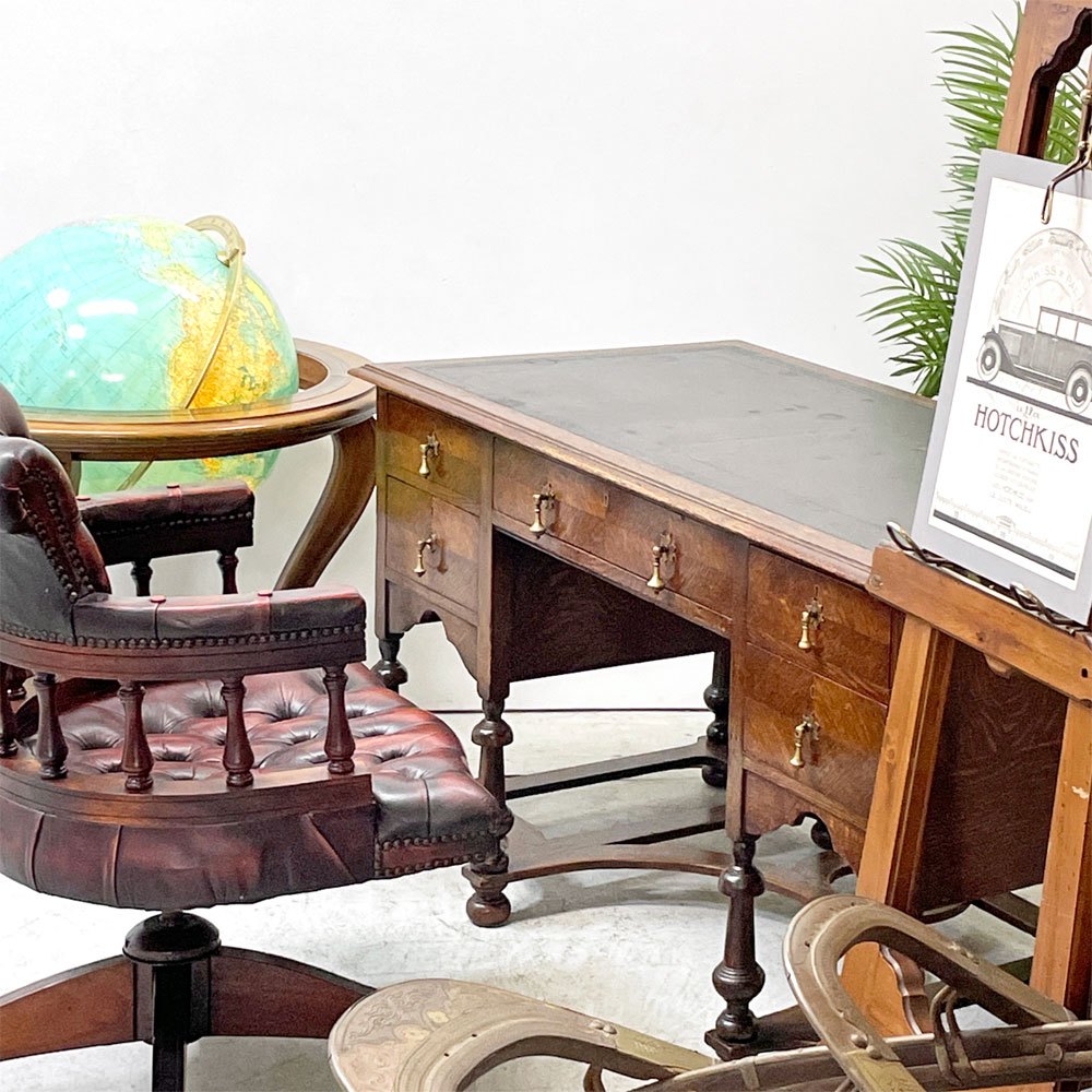 UKビンテージ Vintage オーク材 レザー張りデスク 5ドロワー ジャコビアン様式 英国家具 アンティーク 鍵欠品 ●