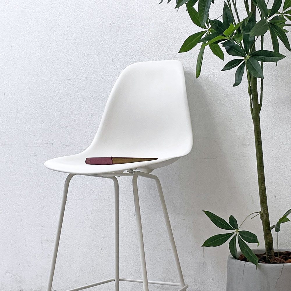 ハーマンミラー Herman Miller イームズプラスチックシェルスツール カウンターハイトスツール ポリプロピレン製 ホワイト ミッドセンチュリー ●