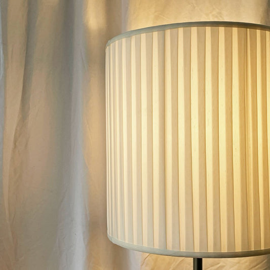 ワイスワイス WISE WISE プリーツ PLEATS KW-701 テーブルランプ Φ30cm デスクライト 卓上照明 高さ調整可能 定価¥47,250- ◇