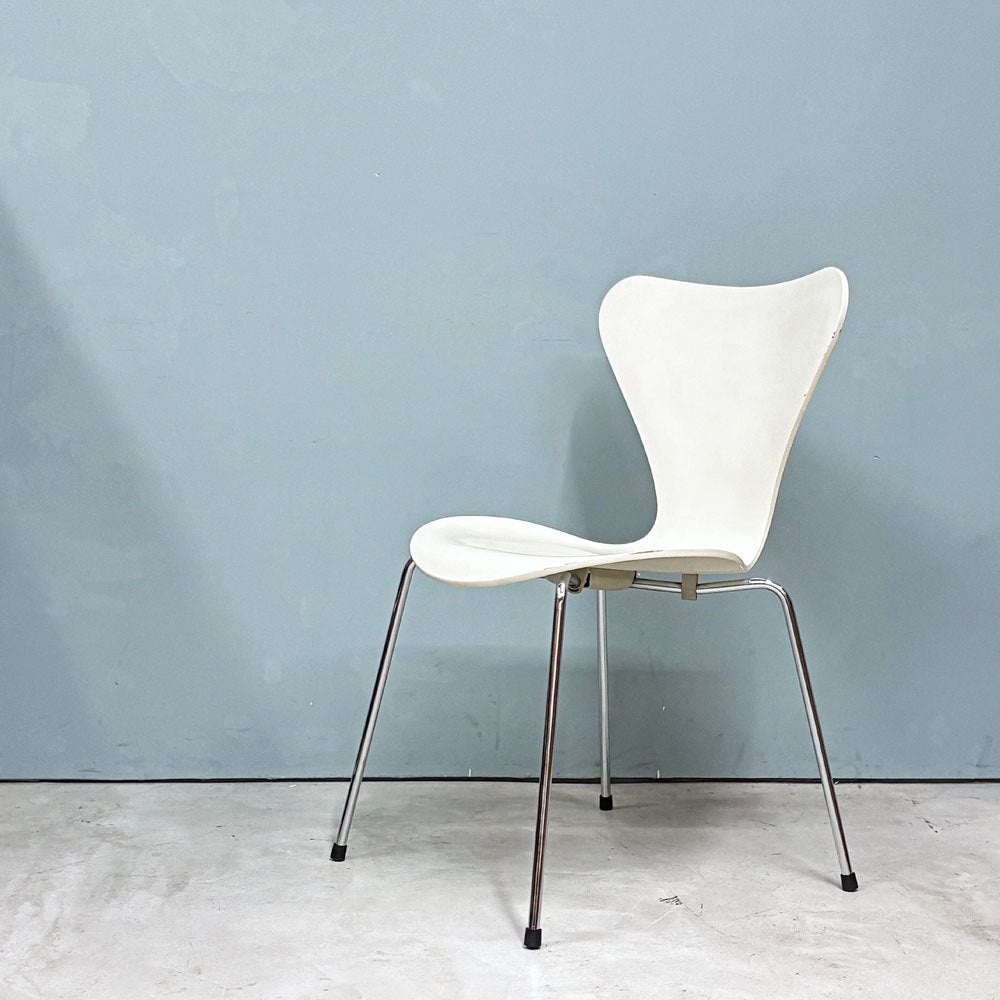 フリッツハンセン Fritz Hansen 3107 セブンチェア ホワイト ラッカー