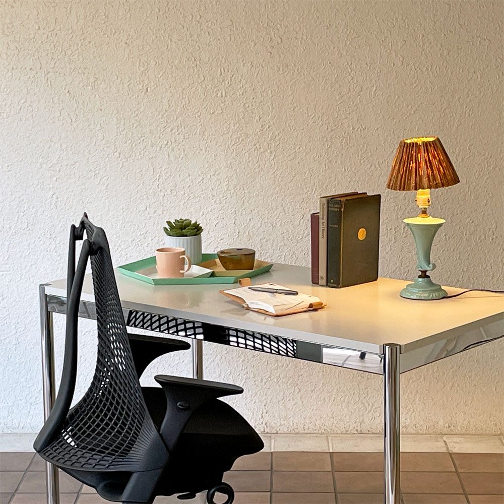 USMハラー USM Haller モジュラーファニチャー USMハラーテーブル デスク W120 x D65cm パールグレーラミネート (ホワイト) モダンデザイン ◇