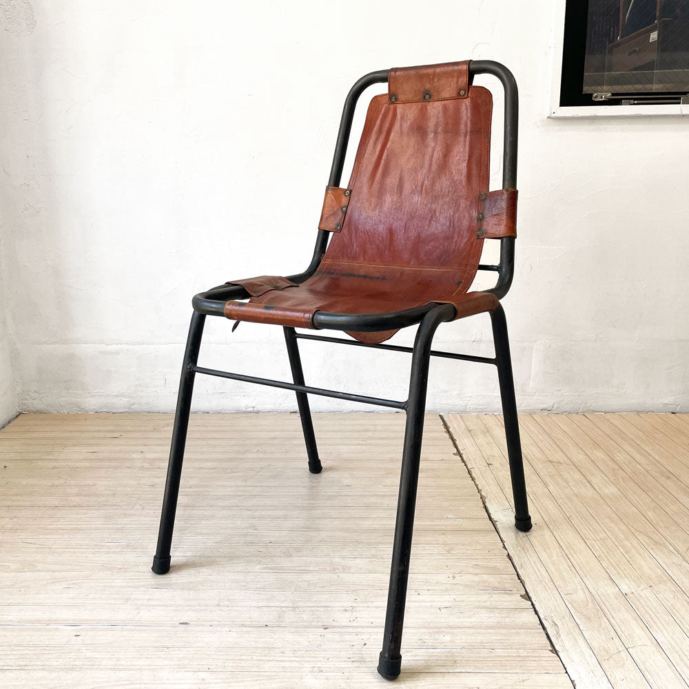 ダル・ヴェラ Dal Vera レザルクチェア Les Arcs Chair ダイニングチェア スタッキングチェア レザー 本革 スチール –  TOKYO RECYCLE imption