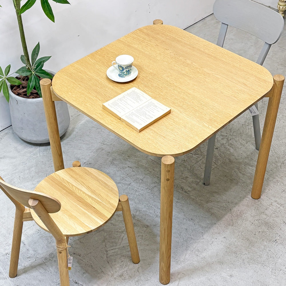 カリモクニュースタンダード Karimoku キャストール CASTOR ダイニングテーブル W75cm ピュアオークカラー 国産ナラ材 ナチュラル 定価¥130,900- ●