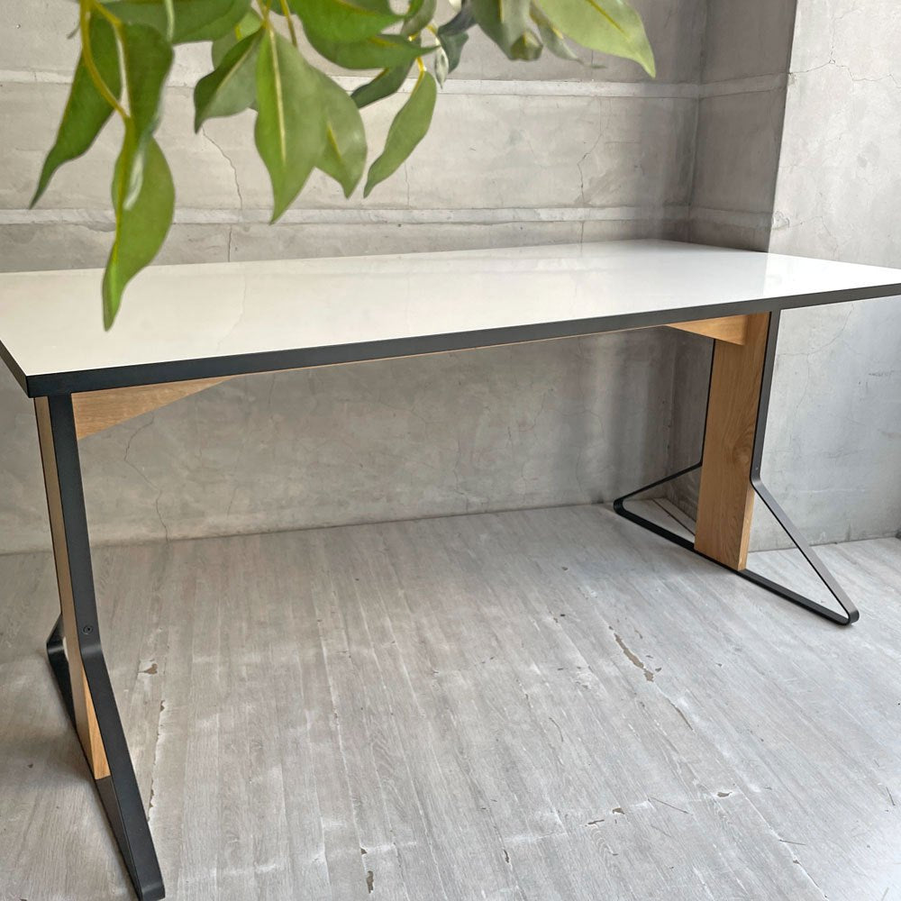アルテック Artek カアリテーブル KAARI TABLE REB001 ホワイトグロッシーラミネート天板 ナチュラルオーク ダイニングテーブル オフィステーブル W160 定価 ¥286,000- ♪