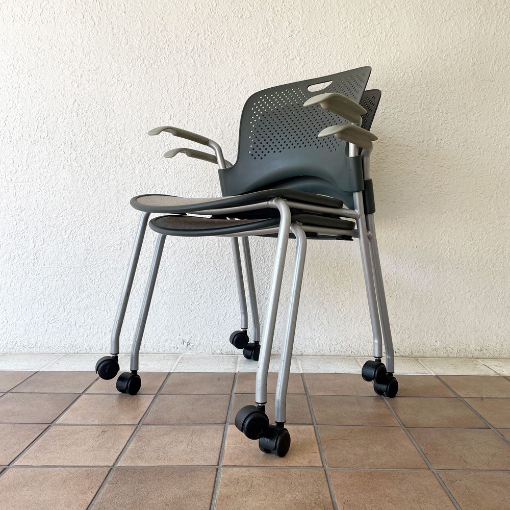 ハーマンミラー Herman Miller ケイパーチェア Caper Chair アームチェア キャスター付き スタッキングチェア ジェフ・ウェバー 現状品 A ◇