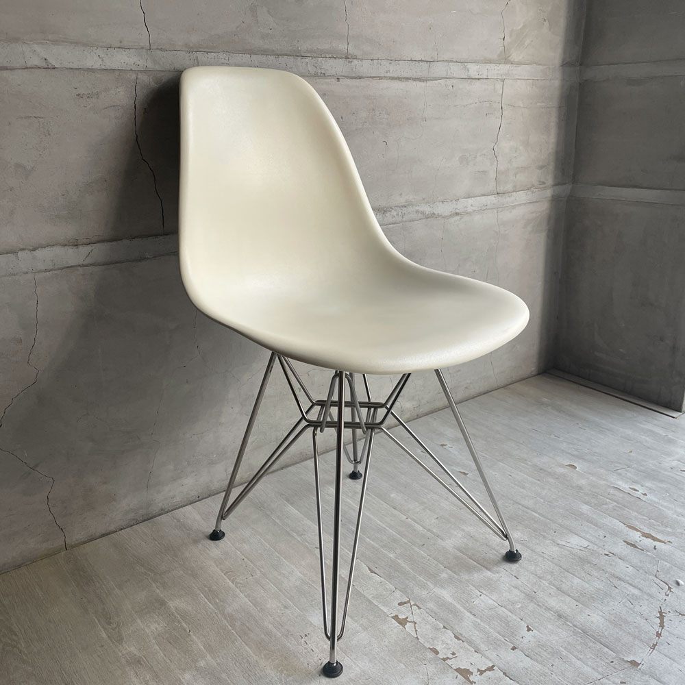 ハーマンミラー Herman Miller サイドシェルチェア ポリプロピレン製 ウェハーカラー WAFER 廃番色 エッフェルベース C&R イームズ ミッドセンチュリー ♪