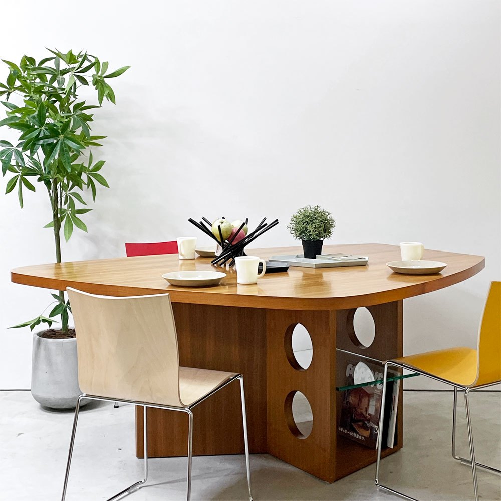 テクタ TECTA ダイニングテーブル M21 TABLE ウォールナット材 W175cm ドイツ バウハウス ACTUS取扱 定価¥732,600- ●