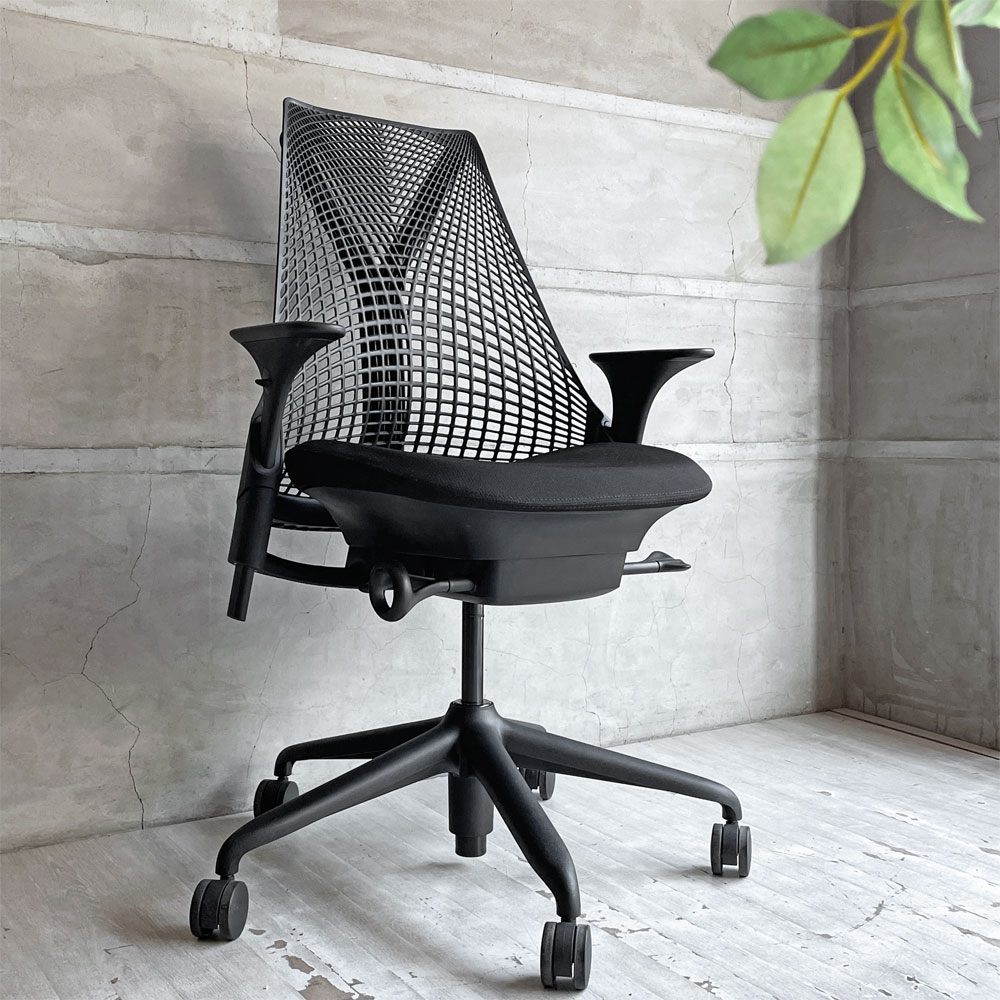 ハーマンミラー HermanMiller セイルチェア SAYL Chair デスクチェア ブラック サスペンションミドルバック アジャスタブルアーム キャスター付 イヴ・ベアール ♪