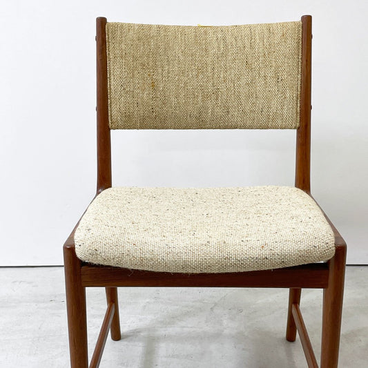 北欧ビンテージ Scandinavian Vintage チーク無垢材 ダイニングチェア ファブリック ベージュ系 ミッドセンチュリー B ●