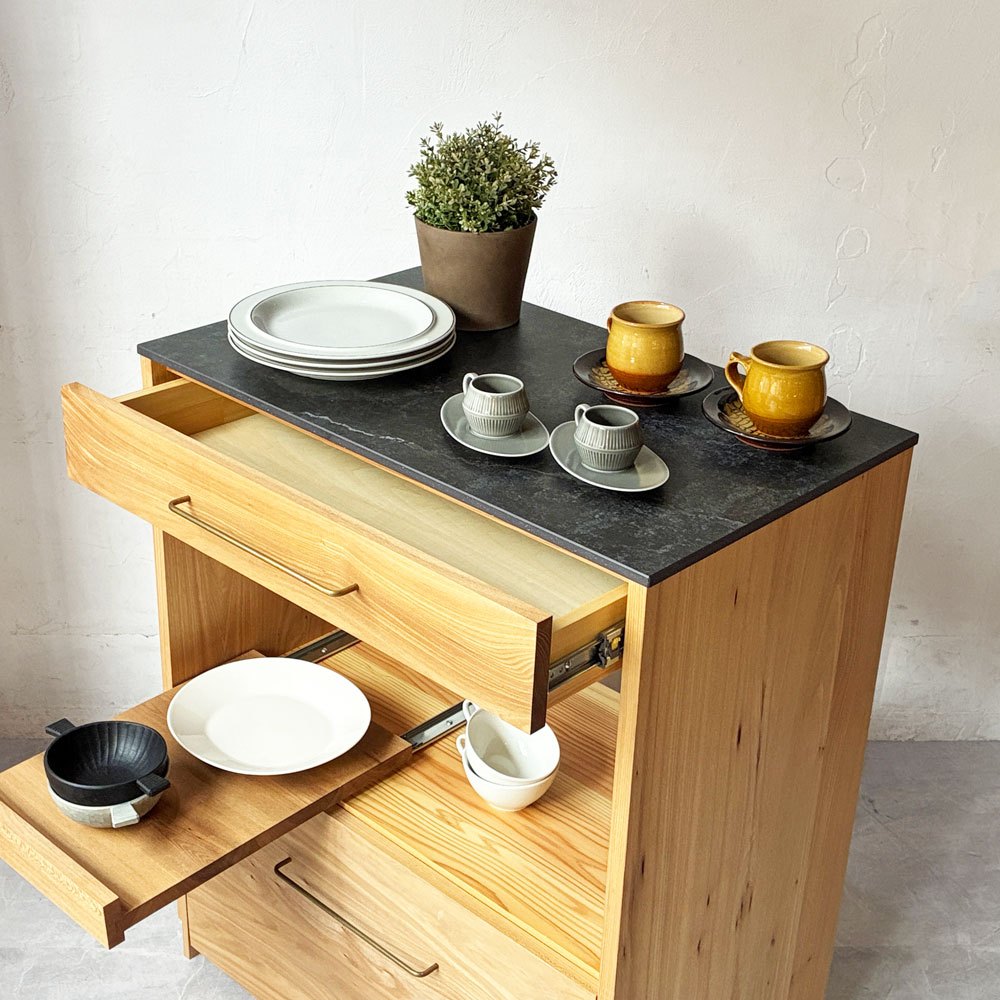 ヒダコレ家具 HIDA Collection キッチンボード ニレ材 セラミック天板 マーブル調 W75cm ホテルライク モダン オーダーファニチャー 国産家具 ★