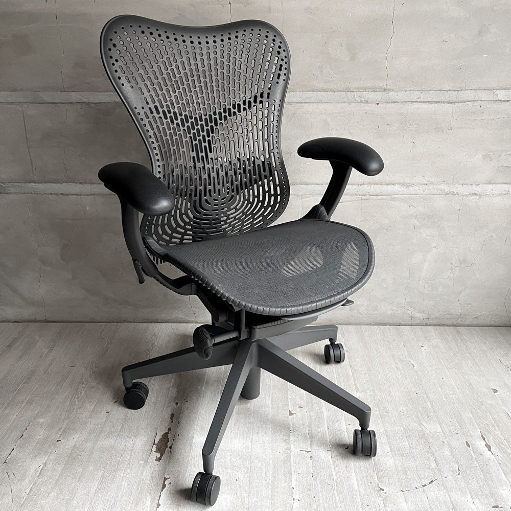 ハーマンミラー Herman Miller ミラ2チェア Mirra2 オフィスチェア デスクチェア ブラック×グラファイトカラー メッシュシート studio7.5♪