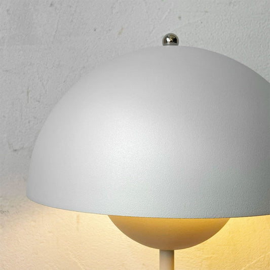 ゼロ ワン ZERO ONE テーブルライト テーブルランプ フラワーポッドスタイル ホワイト リプロダクト ★