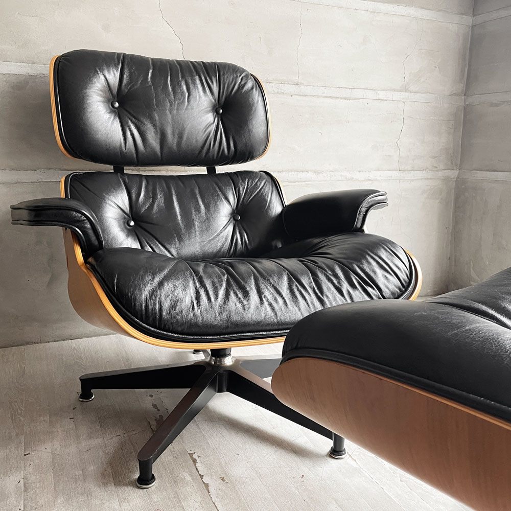 ハーマンミラー Herman Miller イームズラウンジチェア&オットマン ブラックレザー ウォールナット C&Rイームズ ミッドセンチュリー♪
