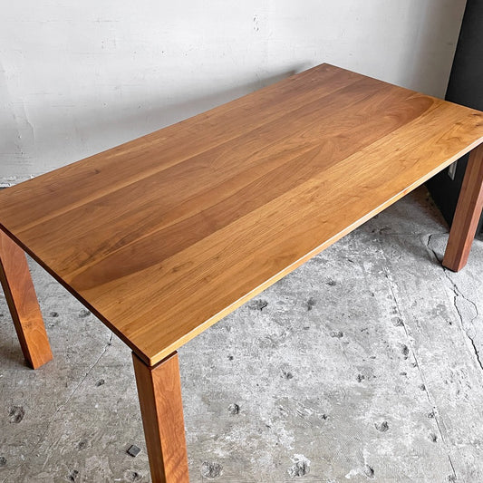 辻製作所 セミオーダー ダイニングテーブル ウォールナット材 木製 ナチュラル W160cm モダンデザイン ■