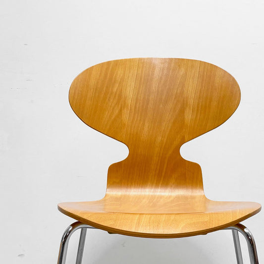 フリッツハンセン Fritz Hansen 3101 アリンコチェア アントチェア 4本脚 ナチュラルビーチ ラッカー仕上げ フェルトグライズ アルネ・ヤコブセン C ●