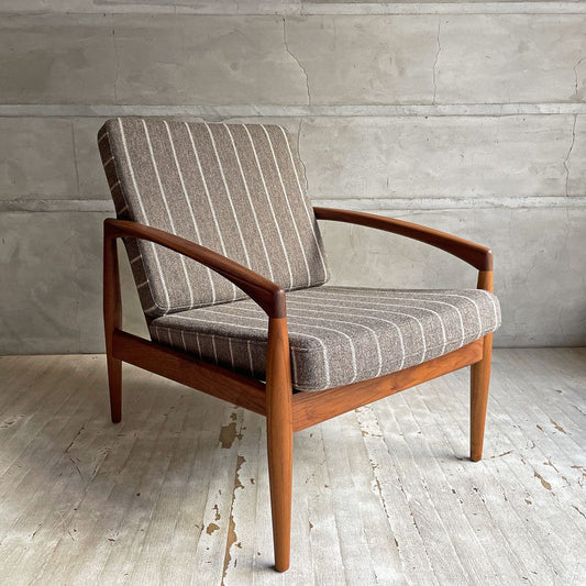 宮崎椅子製作所 ペーパーナイフソファ 1シーター 1Pソファ ラウンジチェア ウォールナット材 ヘッドレスト付き ストライプ ファブリック SAMSØ生地 カイ・クリスチャンセン ♪