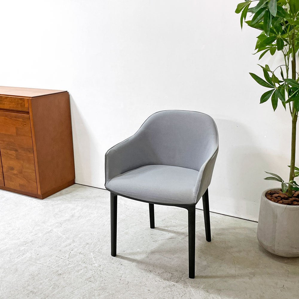 ヴィトラ Vitra ソフトシェル SOFTSHELL アームチェア 4レッグベース ライトグレー ロナン&エルワン・ブルレック ●