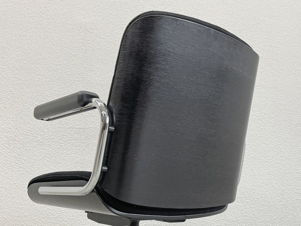 ジロフレックス giroflex ミドルバックアームチェア 83 ブラサ BRASA デスクチェア ファブリック プライウッド スイス 昇降機能無し 〓
