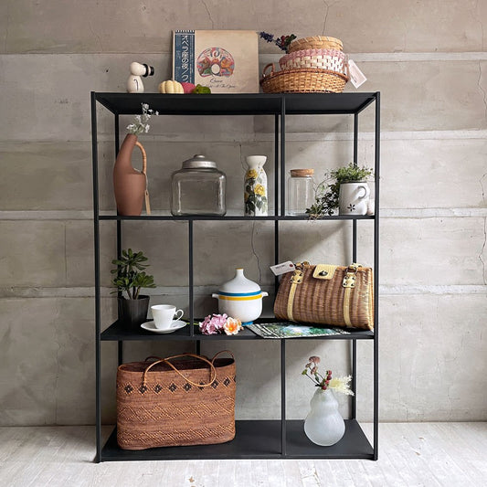 モーダエンカーサ moda en casa グリロ シェルフ ロー GRILLO shelf low オープンシェルフ ディスプレイラック モダンデザイン 定価¥97,900- ♪