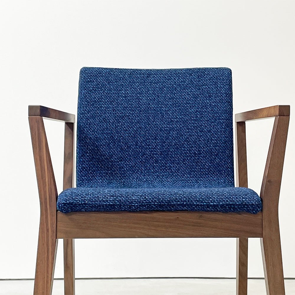 ニッポネア NiPPONAIRE マツカゼ ダイニングチェア アームチェア ウォールナット材 関家具 展示未使用品 ●