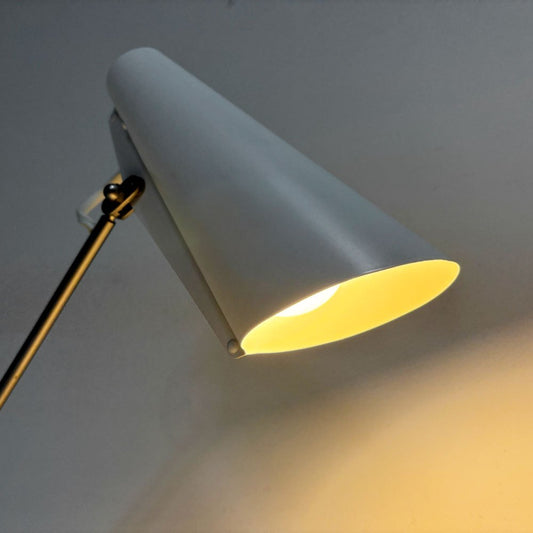 ノーザン Northern バーディ Birdy テーブルランプ デスクライト アームライト ビルゲル・ダール Birger Dahl ホワイト ノルウェー 北欧照明 参考価格¥118,800- ●