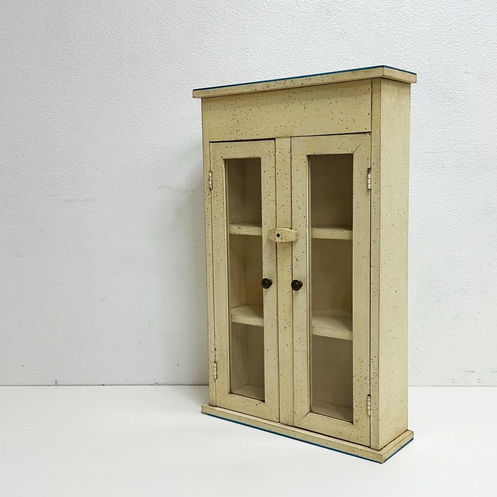 ドマン DEMAIN ウォールキャビネット ガラスキャビネット シャビー