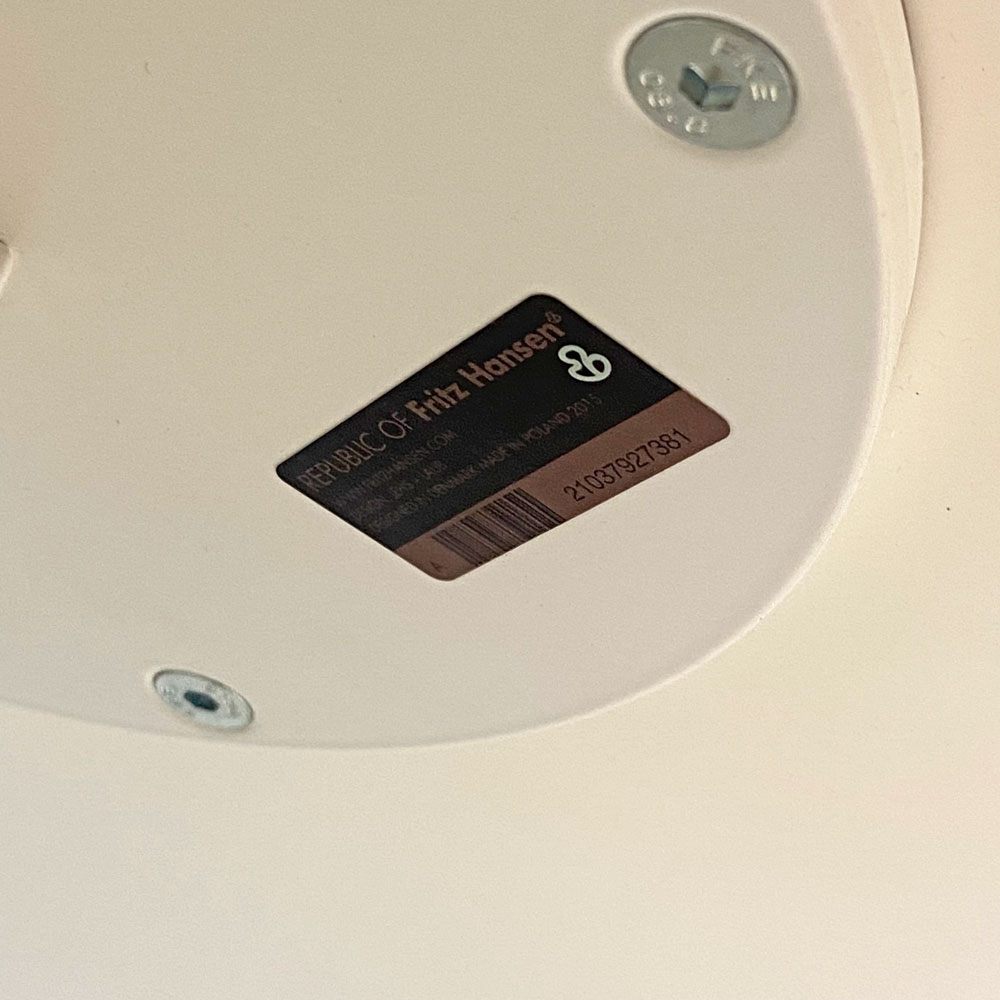 フリッツハンセン Fritz Hansen スペーステーブル SPACE TABLE コーヒーテーブル ローテーブル Φ100cm ラウンド ガラス天板 スチールレッグ イエス+ラウブ ◎