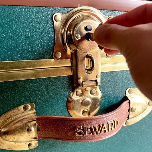 スワード トランク Seward Trunk トランクボックス ビニールレザー グリーン ゴールド 鍵付き 収納 アメリカ ■