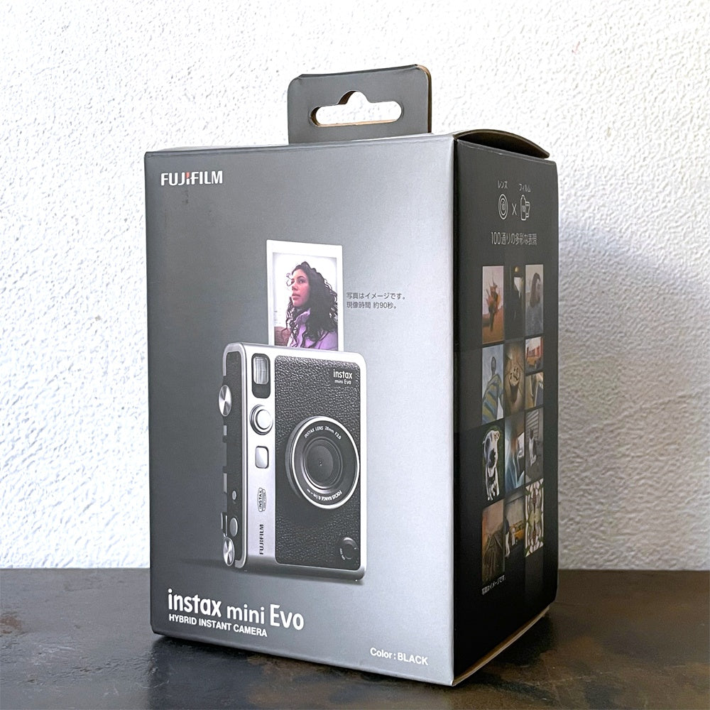 富士フィルム FUJI FILM チェキ インスタックスミニ instax mini Evo ハイブリッドインスタントカメラ ブラック 美品 ★