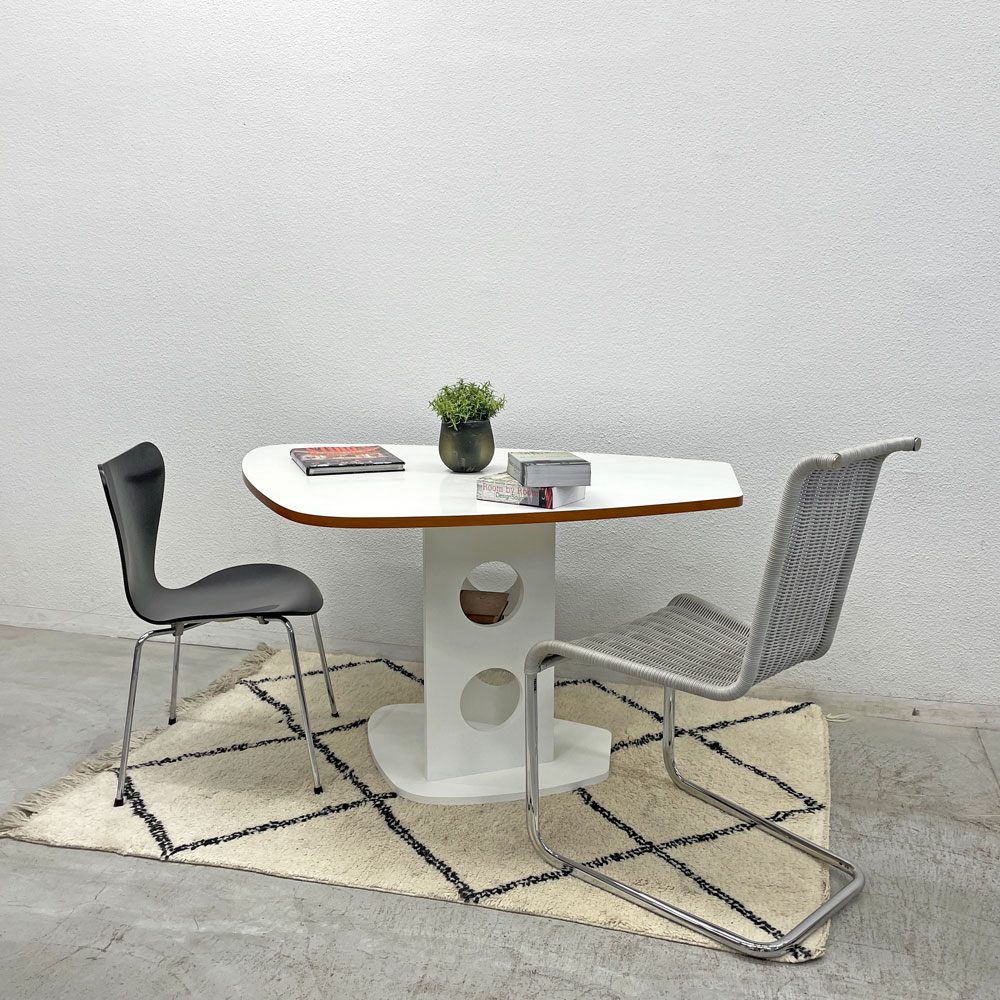 テクタ TECTA M21-2 ダイニングテーブル アッシュホワイト&チェリー バウハウス ドイツ モダン アクタス ACTUS取扱 定価444,400円 美品 〓