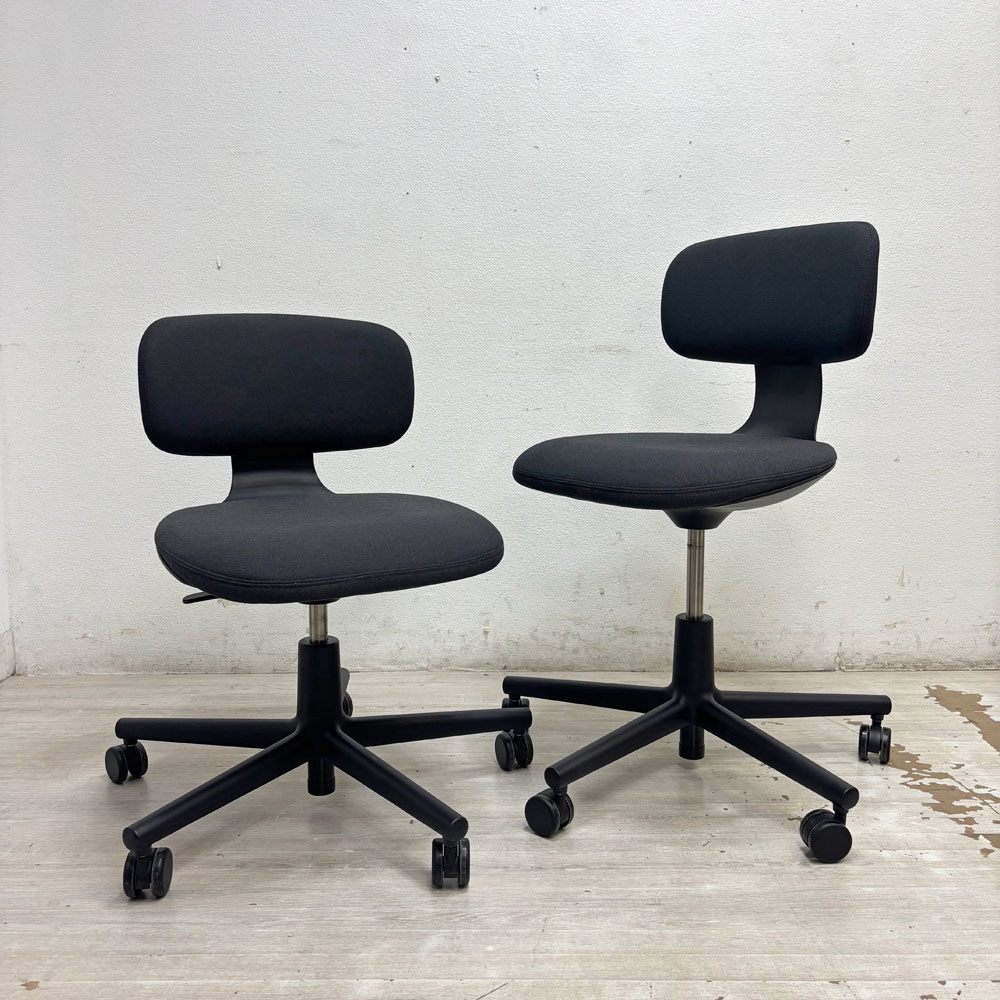 ヴィトラ vitra ルーキー Rookie デスクチェア キャスターチェア コンスタンチン・グルチッチ ブラック系 ファブリック 定価¥78,100- A ●