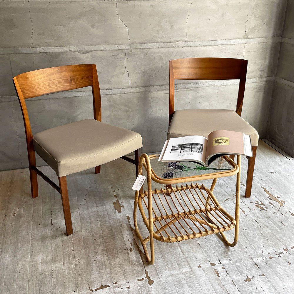 カリモク Karimoku CT53 食堂椅子 ダイニングチェア ウォールナット無垢材 マニエラ生地 2脚セット 販売価格¥161,260- ♪