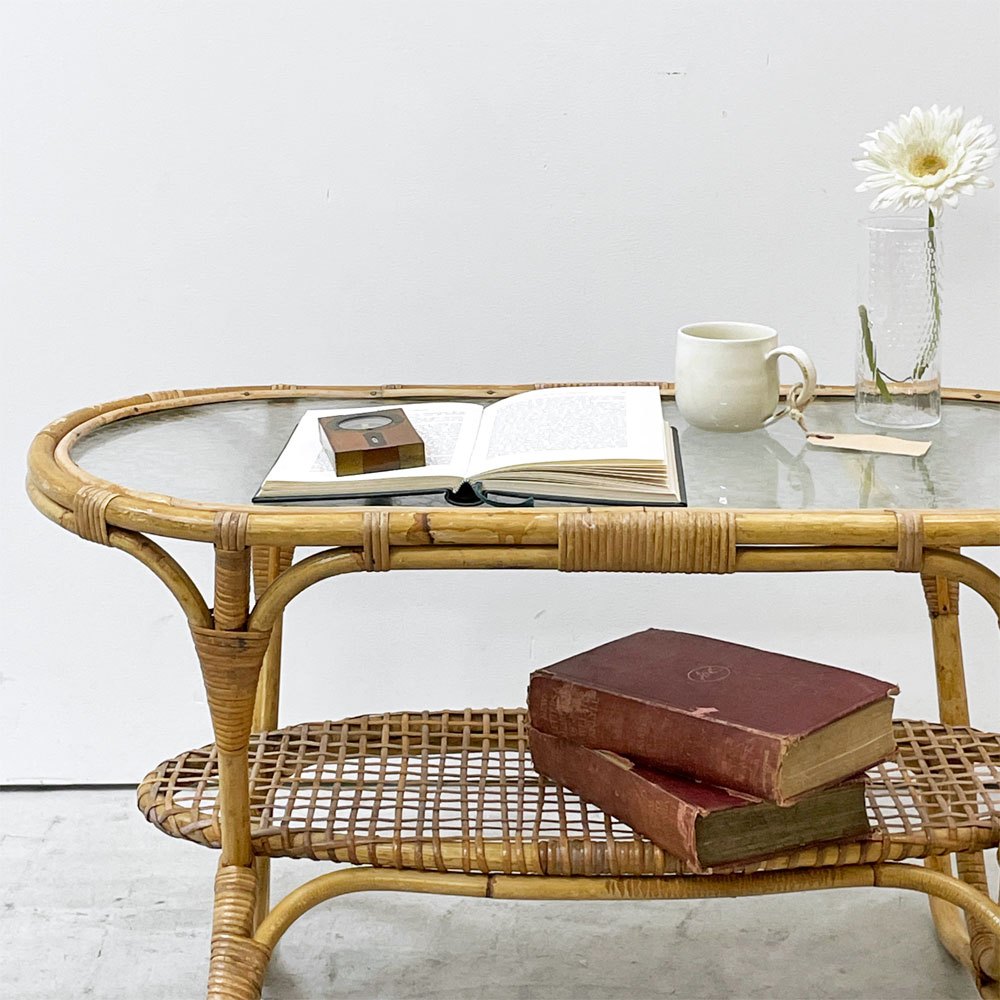 UKビンテージ Vintage ガラストップ ラタン コーヒーテーブル オーバル エッチングガラス ラック付き アンティーク 英国家具 ●