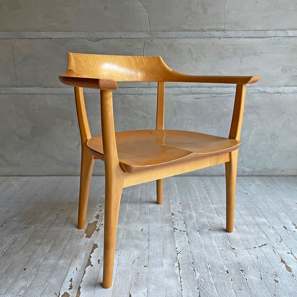 家具蔵 KAGURA ヴォーグ VOGUE ダイニングアームチェア ハードメープル