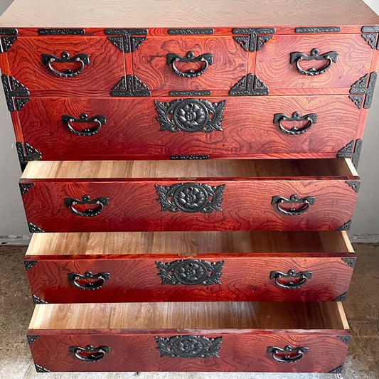 岩谷堂箪笥 整理箪笥 5段チェスト 欅材 5段7杯 欅材 漆塗 南部鉄器 牡丹紋様 民芸家具 和家具 鍵欠品 ■