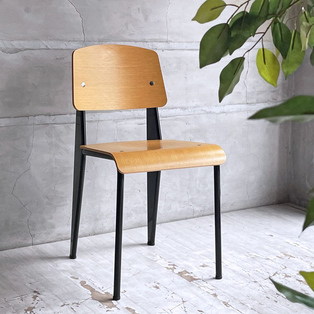 ヴィトラ vitra スタンダードチェア Standard chair ナチュラルオーク×ディープブラック ジャン・プルーヴェ Jean Prouve 名作椅子 定価138,600円 ♪