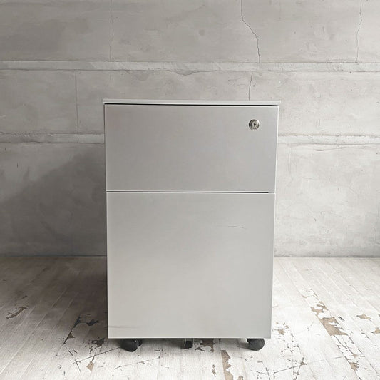 カッシーナ Cassina ixc. AFドロワー AF DRAWER デスクキャビネット ワゴン 鍵付き トレー付属 キャスターロック機能付き イタリア ミニマルデザイン B ♪