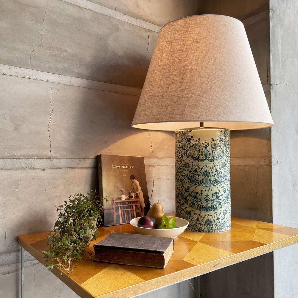 ジョンデリアン JOHN DERIAN デコパージュ テーブルランプ テーブルライト ガラス ブルー × ホワイト Blue and White Faience 麻布シェード 希少 参考定価:¥275,000-♪