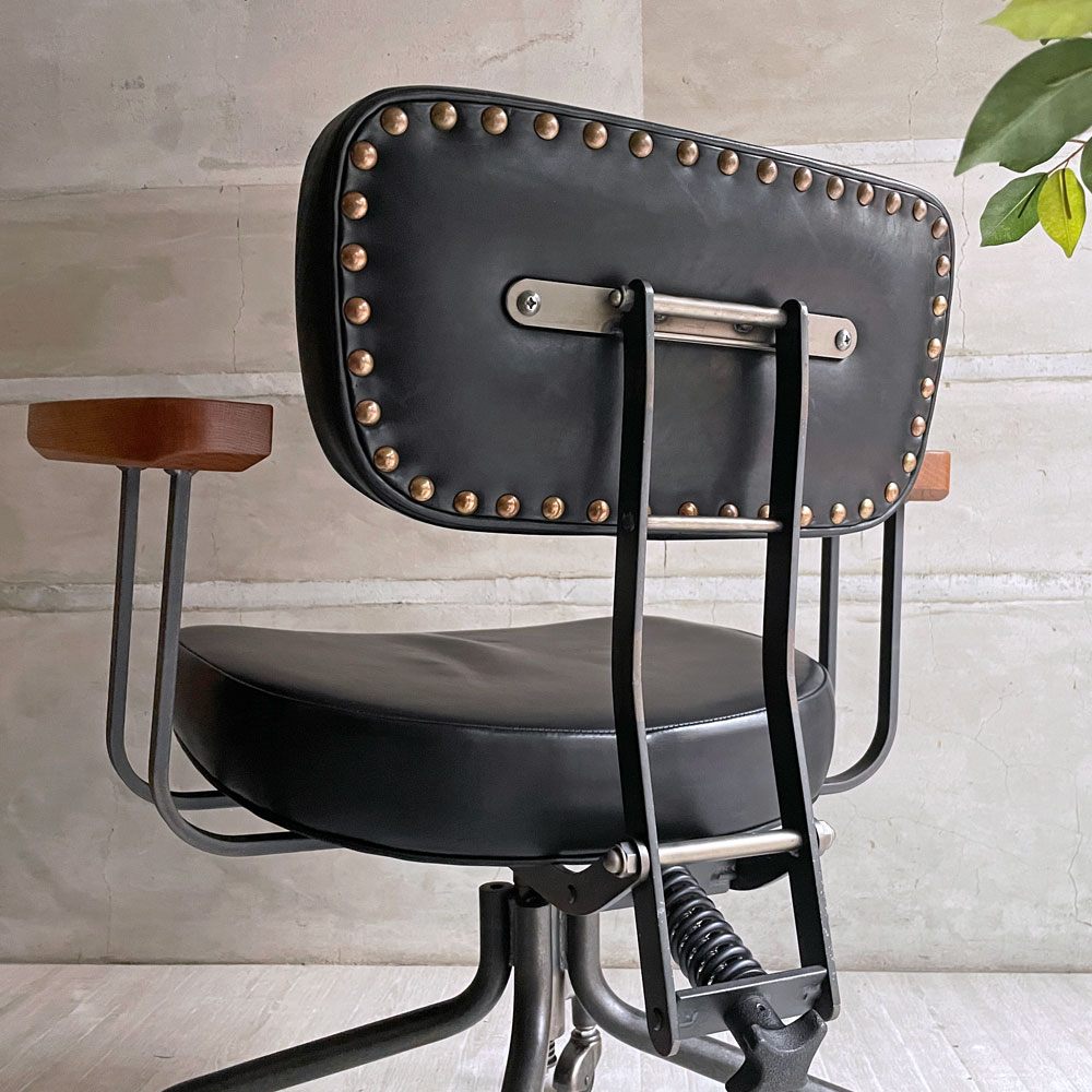 トラックファニチャー TRUCK FURNITURE デスクワークチェア DESKWORK CHAIR アームチェア レザー 本革 L-4ブラック オーク材 回転式昇降 定価 ¥183,700-