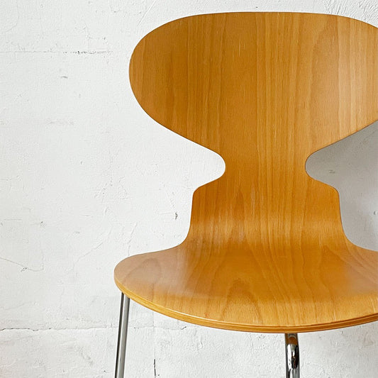 フリッツハンセン Fritz Hansen アントチェア 4本脚 ビーチ材 ラッカー仕上げ アルネ・ヤコブセン 北欧家具 2004年製 ★