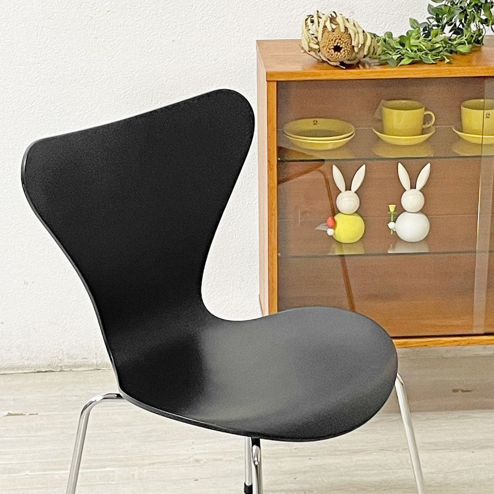 フリッツハンセン Fritz Hansen セブンチェア ダイニングチェア ブラック ラッカー再塗装 アルネ・ヤコブセン デンマーク スタッキングチェア 北欧家具 A ●