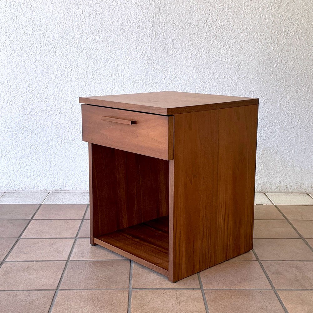 ACTUS アクタス FBナイトテーブル ベッドサイドテーブル　ウォールナット ACTUS アクタス FBナイトテーブル ベッドサイドテーブル ウォールナット