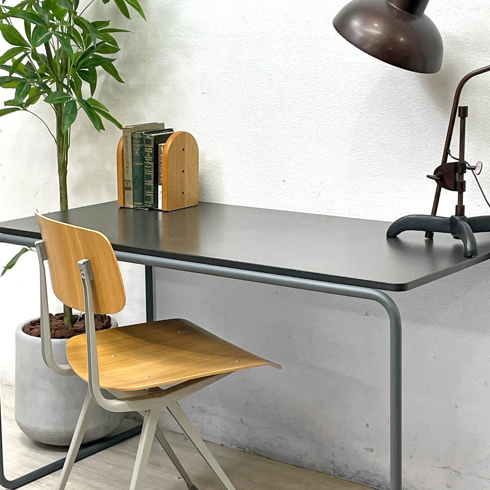 無印良品 MUJI ×トーネット THONET スチールパイプデスク Lサイズ ダークグレー バウハウス ●