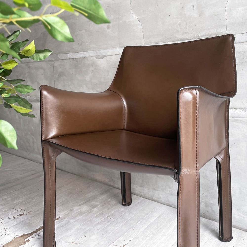 カッシーナ Cassina キャブアームチェア 413 CAB ダイニングチェア レザー 本革 マリオ・ベリーニ イタリアモダン 定価¥594,000- ♪