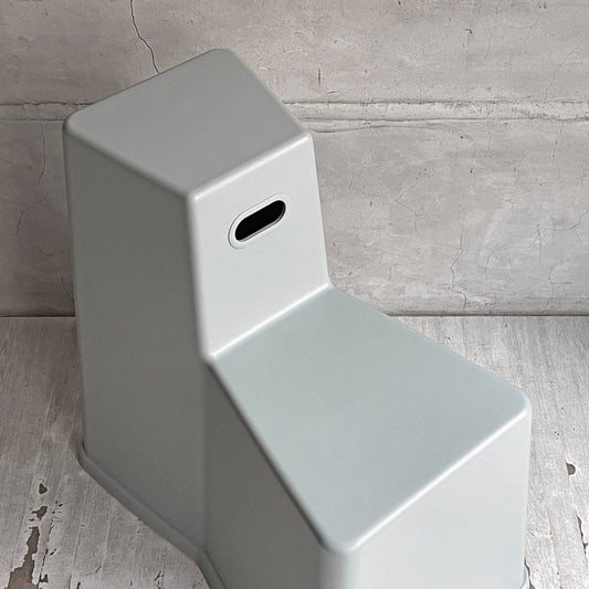 ヴィトラ vitra スツール ツール STOOL TOOL コンスタンチン・グルチッチ スタッキング ライトグレー スイス 定価48,400円 A ♪