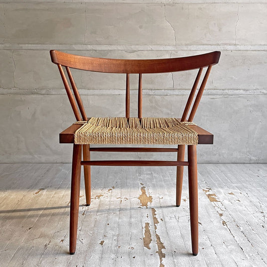 桜製作所 グラスシートチェア GRASS SEATED CHAIR アームチェア ウォールナット無垢材 い草 ジョージ・ナカシマ George Nakashima 焼印有り ♪
